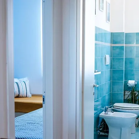 Costa Est House Apartman Piombino